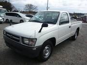 2003 TOYOTA HILUX DX