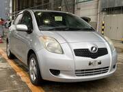 2005 TOYOTA VITZ U