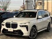 2023 BMW X7