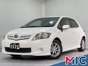 2011 TOYOTA AURIS