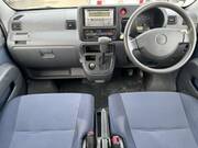 2005 DAIHATSU HIJET CARGO