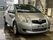 2007 TOYOTA VITZ F