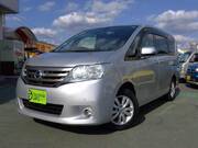 2013 NISSAN SERENA