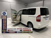 2010 TOYOTA NOAH