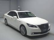 2014 TOYOTA CROWN MAJESTA