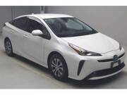 2020 TOYOTA PRIUS