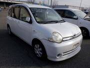 2005 TOYOTA SIENTA X