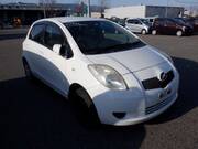 2007 TOYOTA VITZ F