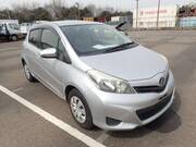 2012 TOYOTA VITZ F