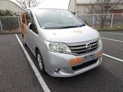 2013 NISSAN SERENA