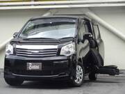 2011 TOYOTA NOAH