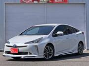 2020 TOYOTA PRIUS