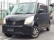 2010 NISSAN ROOX