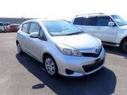 2013 TOYOTA VITZ U