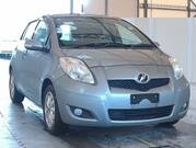 2010 TOYOTA VITZ U