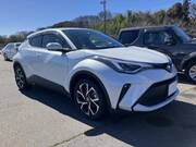 2022 TOYOTA C-HR