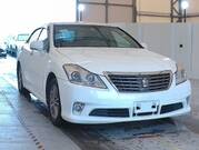 2012 TOYOTA CROWN ROYAL SALOON