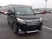 2014 TOYOTA NOAH SI