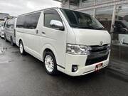 2015 TOYOTA HIACE VAN