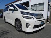 2013 TOYOTA VELLFIRE