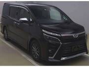 2019 TOYOTA VOXY