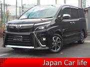 2022 TOYOTA VOXY