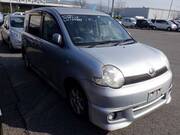 2004 TOYOTA SIENTA X