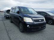 2005 TOYOTA NOAH X