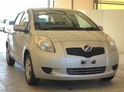 2005 TOYOTA VITZ F