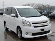 2007 TOYOTA NOAH SI