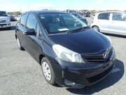 2012 TOYOTA VITZ F