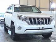 2017 TOYOTA LAND CRUISER PRADO TX