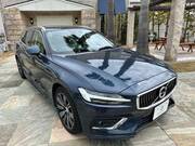 2018 VOLVO V60