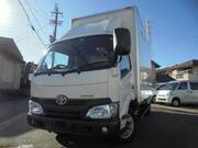 2017 TOYOTA DYNA