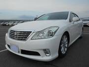 2011 TOYOTA CROWN