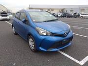 2015 TOYOTA VITZ F