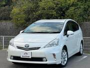 2011 TOYOTA PRIUS ALPHA