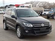 2012 VOLKSWAGEN TIGUAN