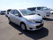 2014 TOYOTA VITZ F