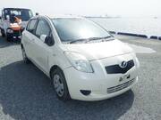 2005 TOYOTA VITZ F