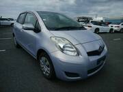 2009 TOYOTA VITZ