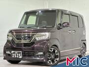 2017 HONDA N-BOX CUSTOM