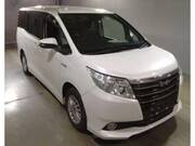 2017 TOYOTA NOAH