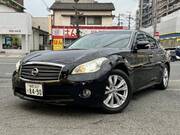 2011 NISSAN FUGA