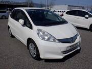 2010 HONDA FIT HYBRID