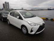 2019 TOYOTA VITZ F