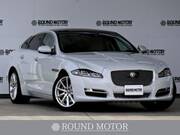 2017 JAGUAR XJ