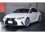 2022 LEXUS IS