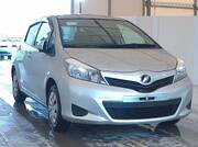 2011 TOYOTA VITZ F