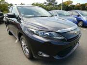 2017 TOYOTA HARRIER PREMIUM